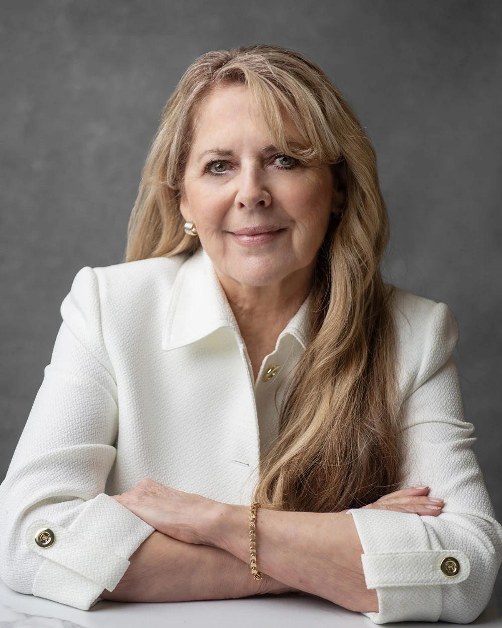 Head shot of Mary L. Peers